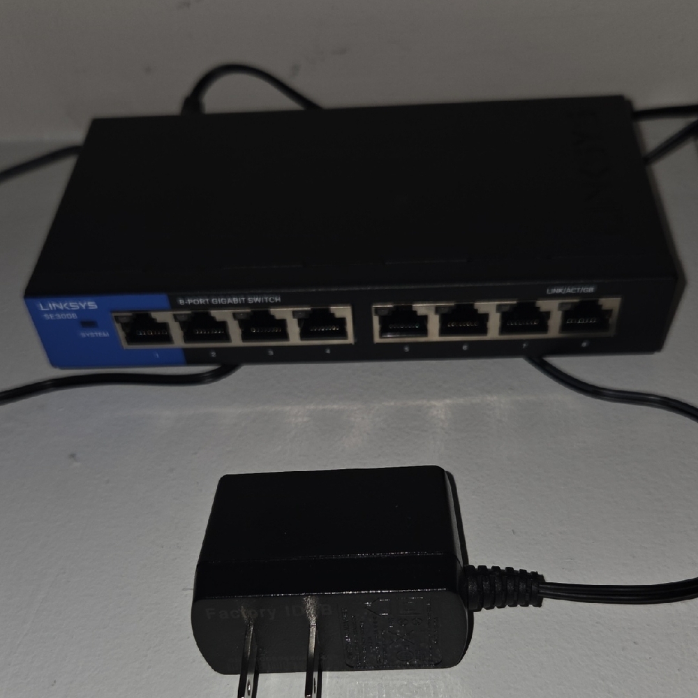 Linksys Wired Router - Black and Blue